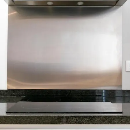 Apartment Behouse Reyes Catolicos
