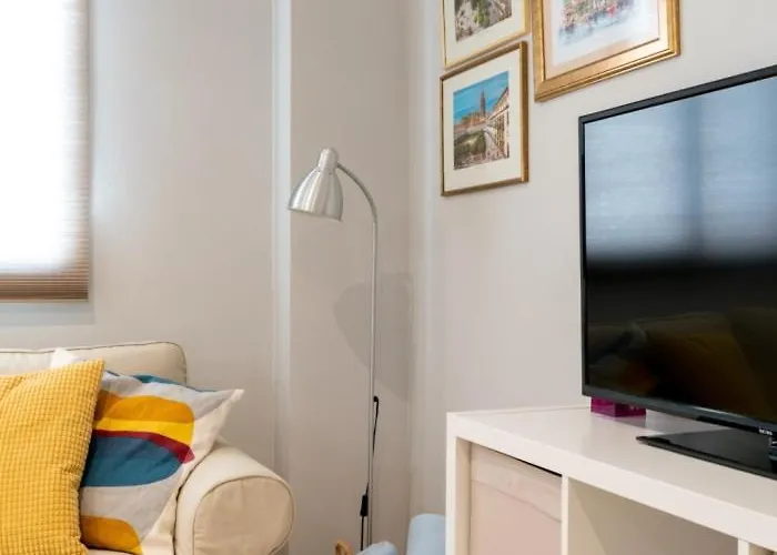 Apartament Behouse Reyes Catolicos Sewilla